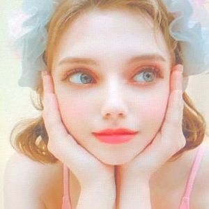 Meet your Posher, Carole